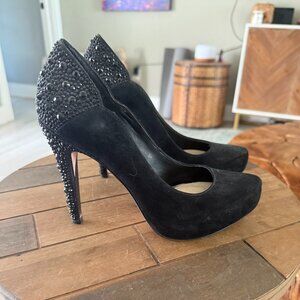 Jessica Simpson black heels